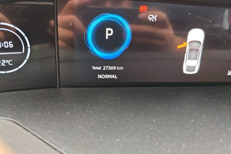 Used CHANGAN UNI-V 2024 1.5T Prestige Edition Odometer Close Up