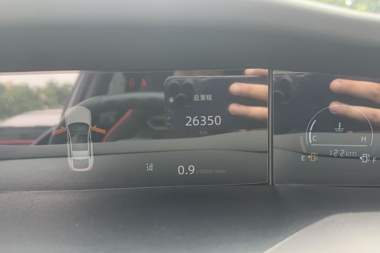 Used CHANGAN UNI-V 2024 1.5T Prestige Sport Edition Odometer Close Up