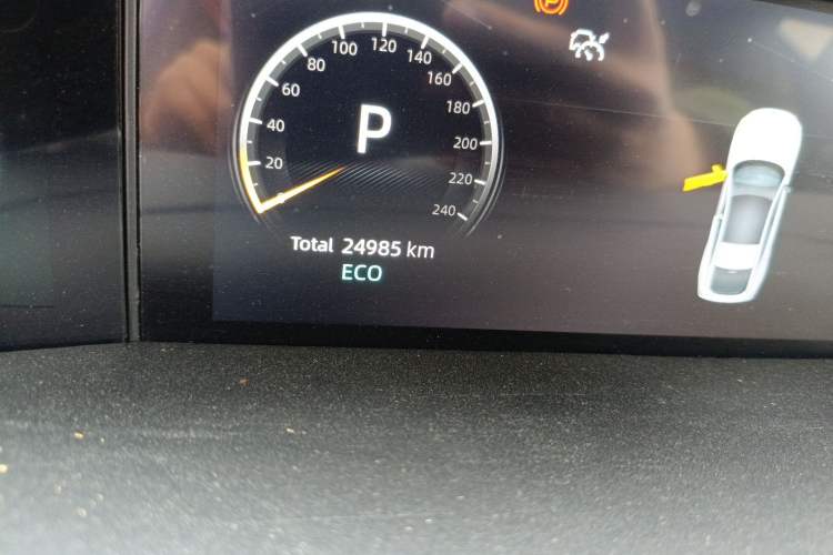 Used CHANGAN UNI-V 2024 1.5T Prestige Sport Edition Odometer Close Up