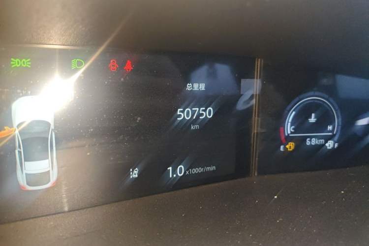 Used CHANGAN UNI-V 2024 1.5T Prestige Edition Odometer Close Up