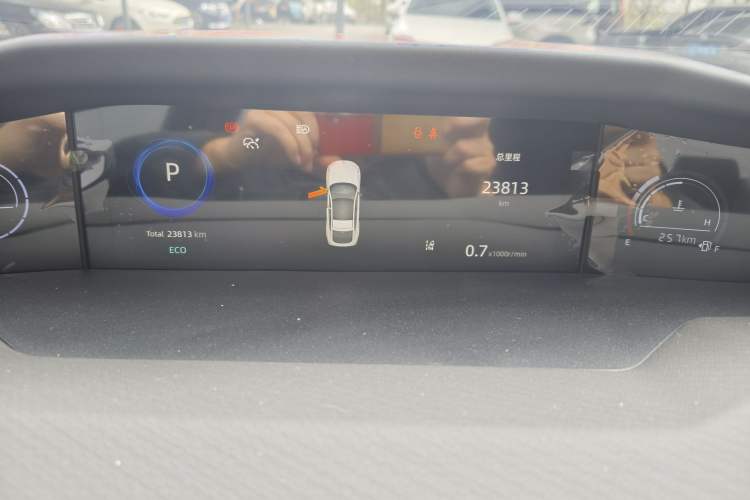 Used CHANGAN UNI-V 2024 1.5T Prestige Edition Odometer Close Up