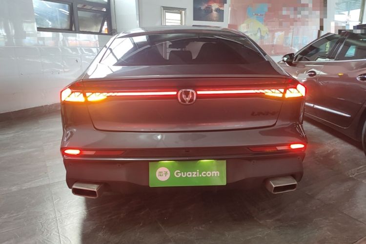 Used CHANGAN UNI-V 2024 1.5T Prestige Edition Rear
