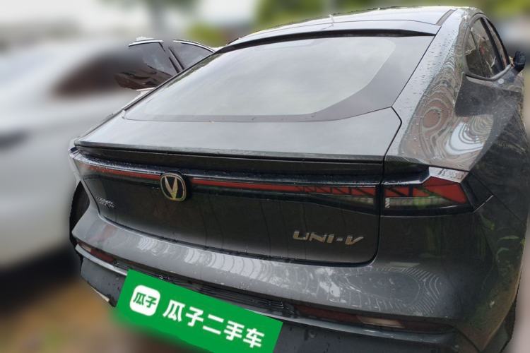 Used CHANGAN UNI-V 2024 1.5T Prestige Edition Rear