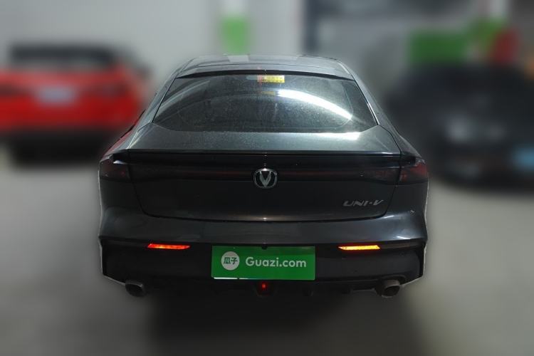 Used CHANGAN UNI-V 2024 1.5T High-Energy Version Rear