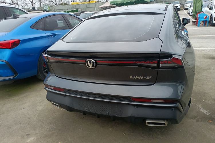 Used CHANGAN UNI-V 2024 1.5T Prestige Edition Rear