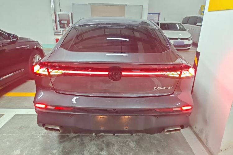 Used CHANGAN UNI-V 2024 1.5T Prestige Edition Rear