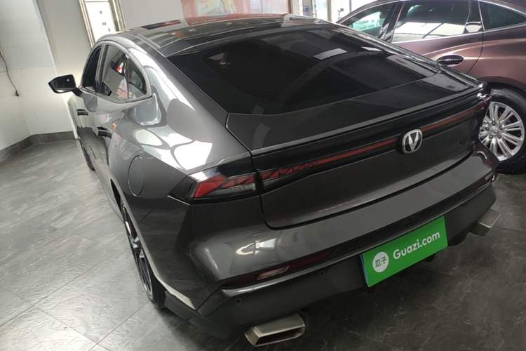 Used CHANGAN UNI-V 2024 1.5T Prestige Edition Rear Left 45 Deg
