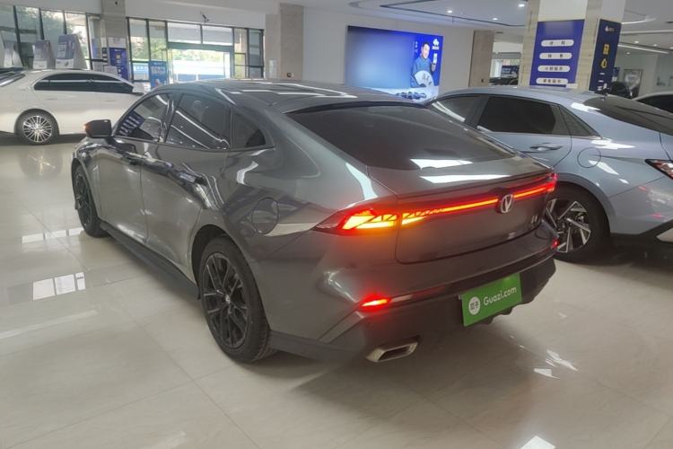 Used CHANGAN UNI-V 2024 1.5T Prestige Edition Rear Left 45 Deg