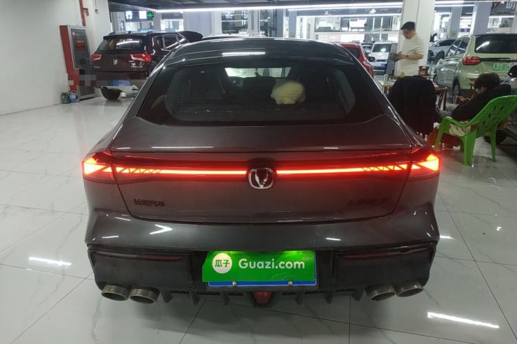 Used CHANGAN UNI-V 2024 2.0T Classic Sport Edition Rear