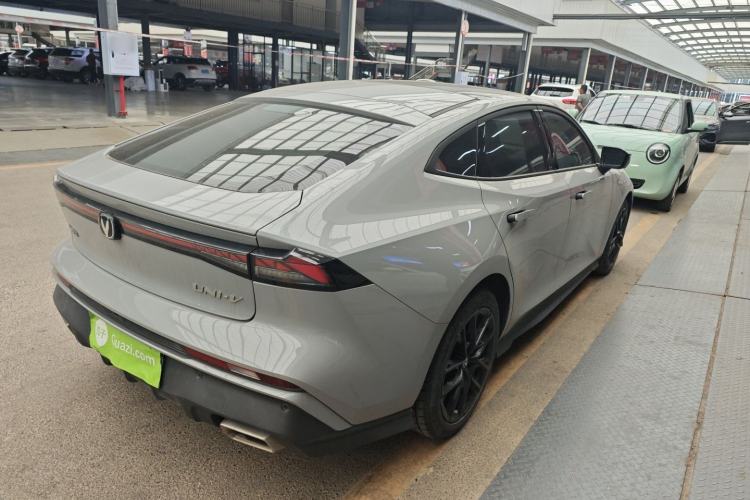 Used CHANGAN UNI-V 2024 1.5T Prestige Edition Rear Right 45 Deg