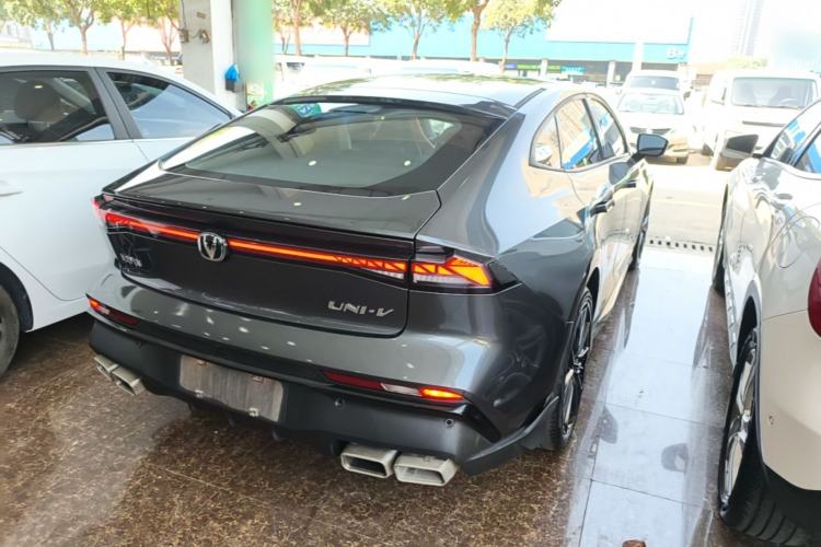 Used CHANGAN UNI-V 2024 1.5T Prestige Sport Edition Rear Right 45 Deg