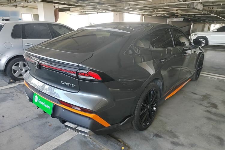 Used CHANGAN UNI-V 2024 1.5T Prestige Sport Edition Rear Right 45 Deg