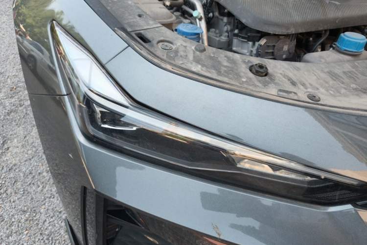 Used CHANGAN UNI-V 2024 1.5T Prestige Sport Edition Right Front Headlight