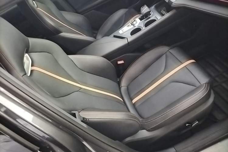 Used CHANGAN UNI-V 2024 1.5T Prestige Edition Right Front Seat