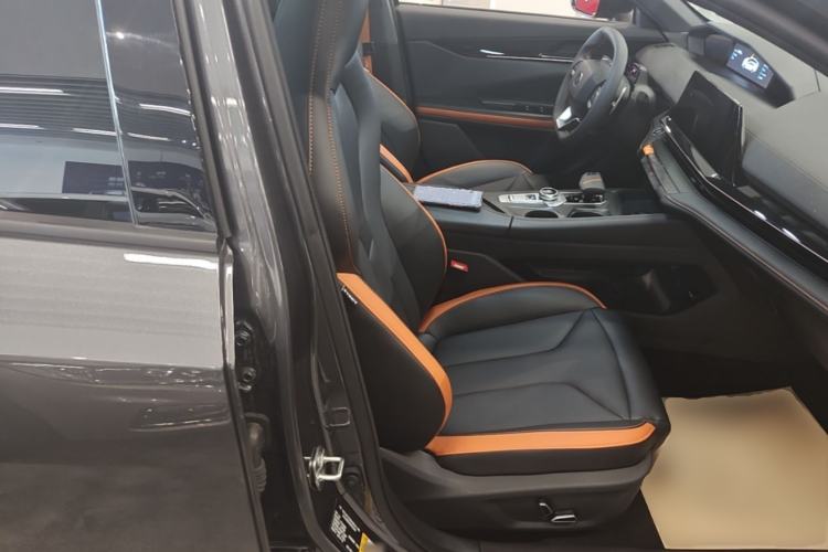 Used CHANGAN UNI-V 2024 1.5T High-Energy Version Right Front Seat