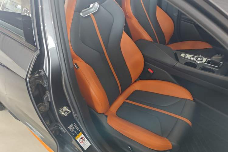 Used CHANGAN UNI-V 2024 1.5T Prestige Sport Edition Right Front Seat