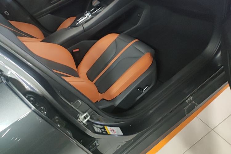 Used CHANGAN UNI-V 2024 1.5T Prestige Sport Edition Right Front Seat