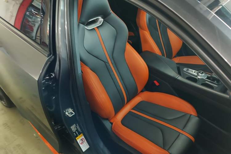Used CHANGAN UNI-V 2024 1.5T Prestige Sport Edition Right Front Seat