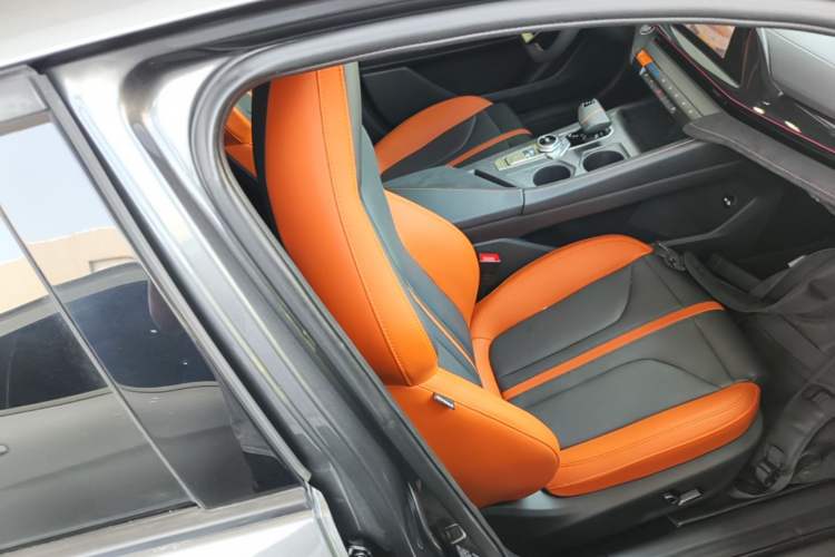Used CHANGAN UNI-V 2024 1.5T Prestige Sport Edition Right Front Seat