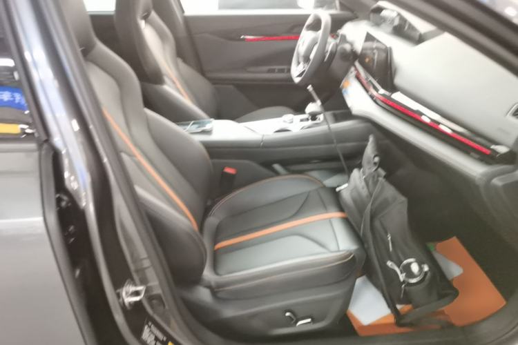 Used CHANGAN UNI-V 2024 1.5T Prestige Edition Right Front Seat