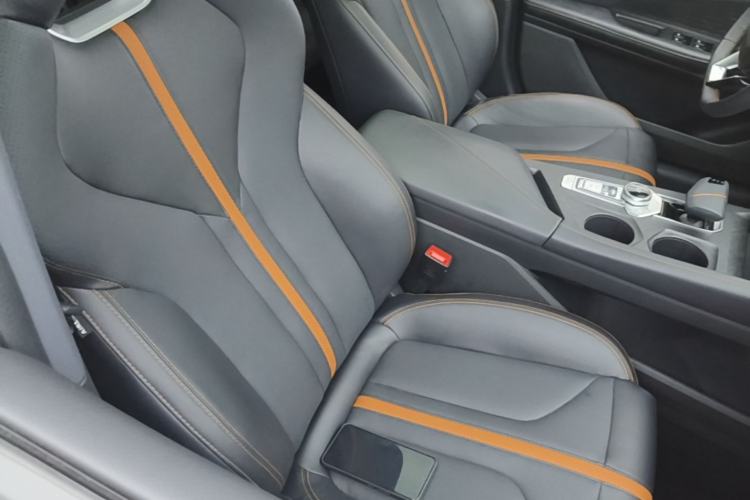 Used CHANGAN UNI-V 2024 1.5T Prestige Edition Right Front Seat