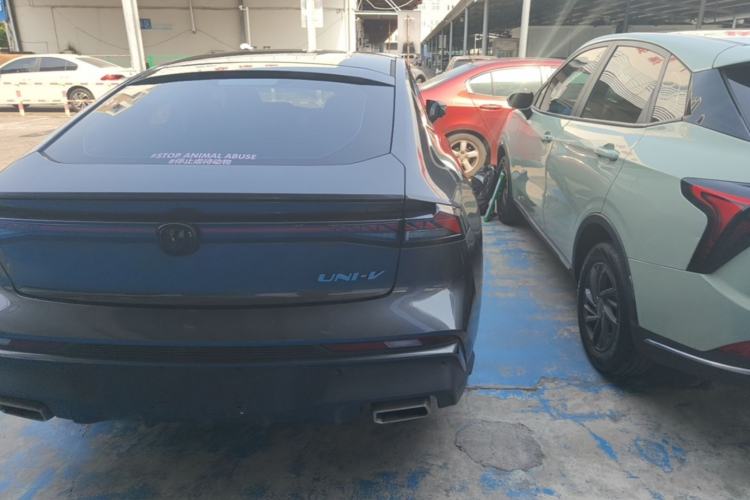 Used CHANGAN UNI-V 2024 1.5T Prestige Edition Right Rear Taillight