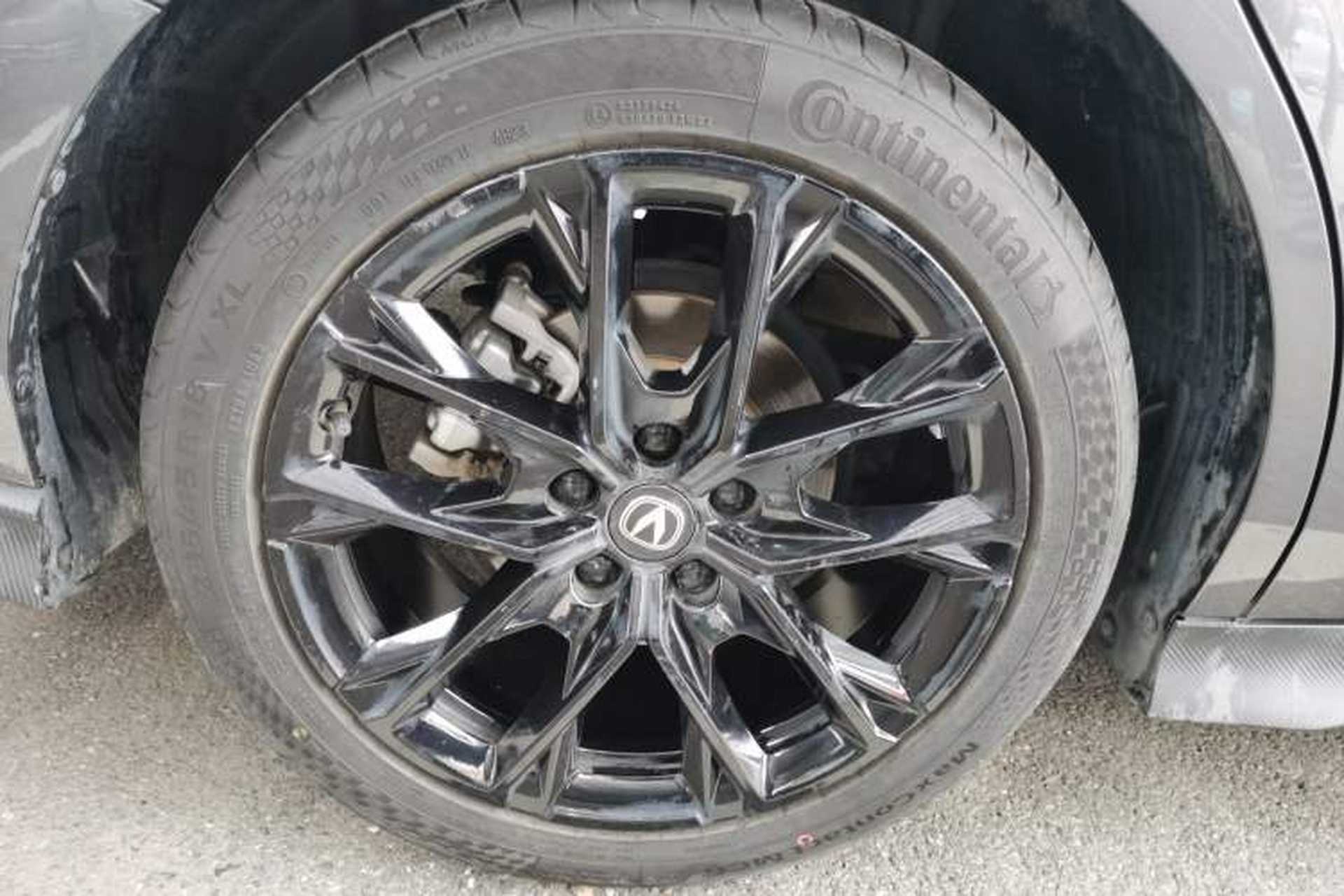 Used CHANGAN UNI-V 2024 1.5T Prestige Edition Right Rear Wheel Hub