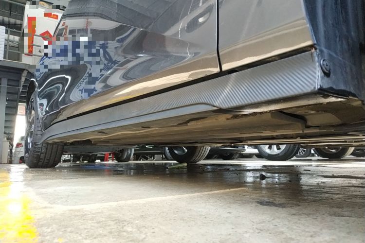 Used CHANGAN UNI-V 2024 1.5T Prestige Edition Right Side Sill
