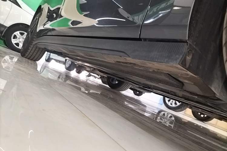 Used CHANGAN UNI-V 2024 1.5T Prestige Edition Right Side Sill