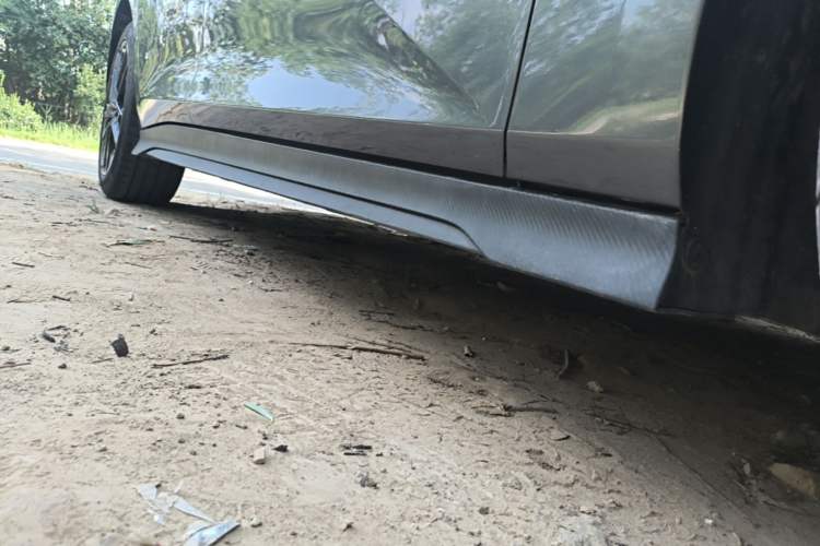 Used CHANGAN UNI-V 2024 1.5T Prestige Edition Right Side Sill
