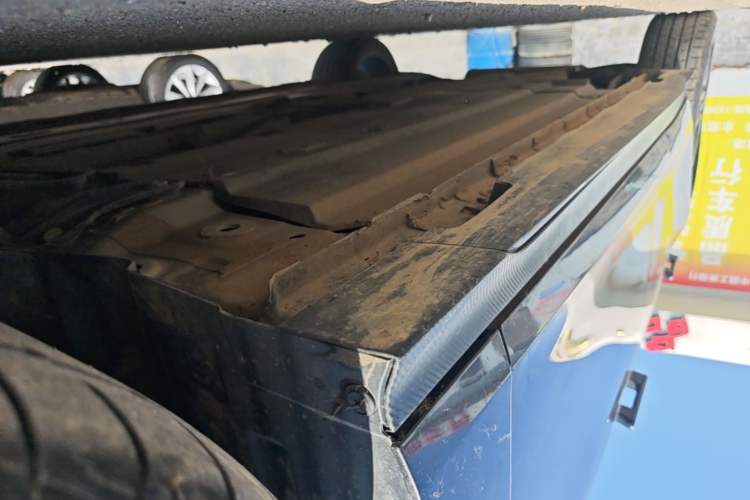 Used CHANGAN UNI-V 2024 1.5T Prestige Edition Right Side Sill