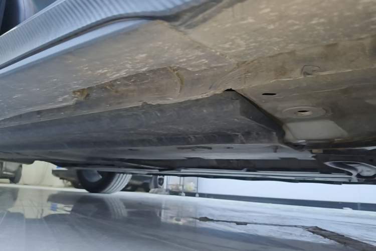 Used CHANGAN UNI-V 2024 1.5T Prestige Edition Right Side Sill