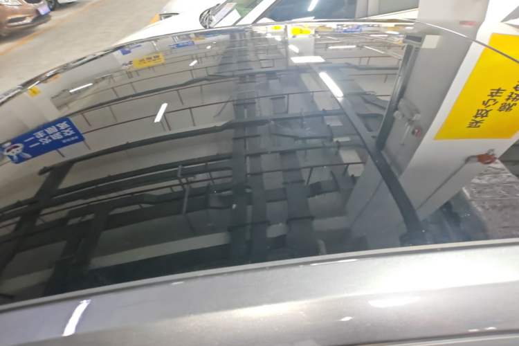 Used CHANGAN UNI-V 2024 1.5T Prestige Edition Roof