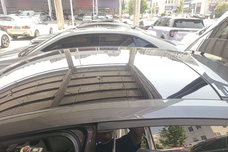 Used CHANGAN UNI-V 2024 1.5T Prestige Edition Roof
