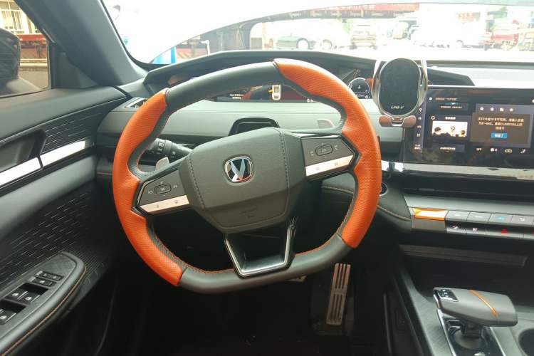 Used CHANGAN UNI-V 2024 1.5T Prestige Sport Edition Steering Wheel