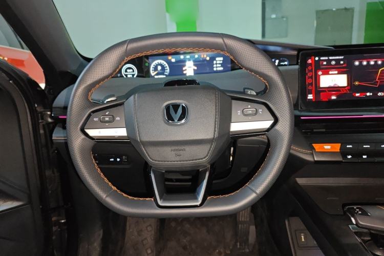 Used CHANGAN UNI-V 2024 1.5T High-Energy Version Steering Wheel