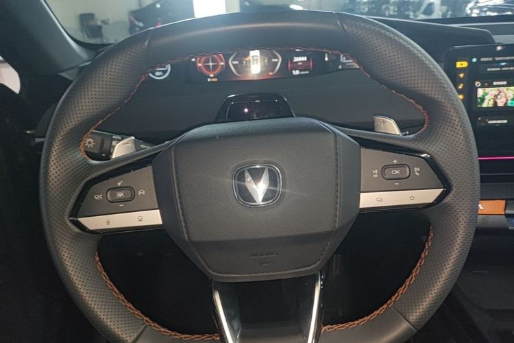 Used CHANGAN UNI-V 2024 1.5T Prestige Sport Edition Steering Wheel