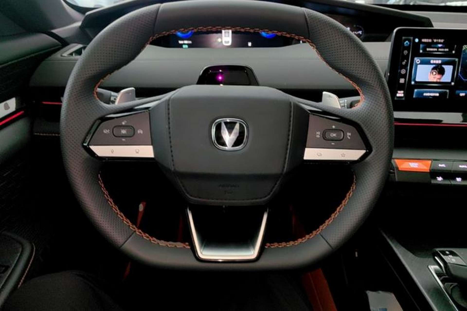 Used CHANGAN UNI-V 2024 1.5T Prestige Sport Edition Steering Wheel