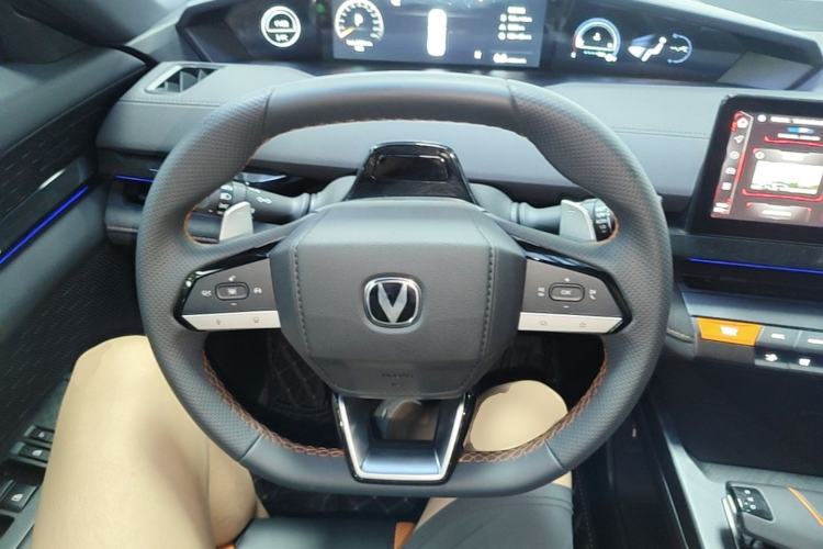 Used CHANGAN UNI-V 2024 1.5T Prestige Sport Edition Steering Wheel