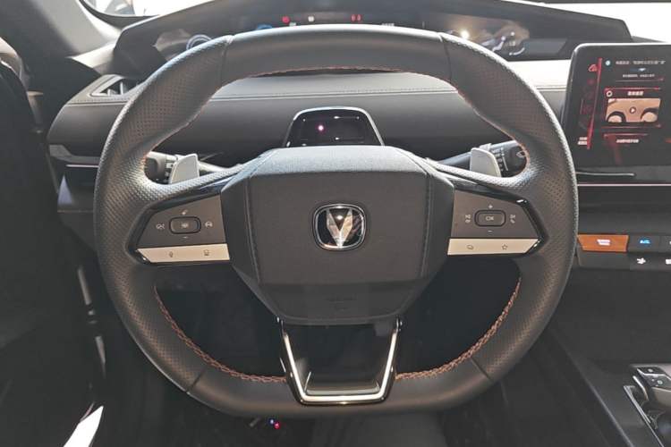 Used CHANGAN UNI-V 2024 1.5T Prestige Edition Steering Wheel
