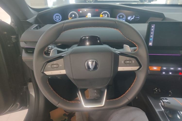 Used CHANGAN UNI-V 2024 1.5T Prestige Edition Steering Wheel