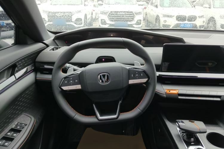 Used CHANGAN UNI-V 2024 1.5T Prestige Edition Steering Wheel