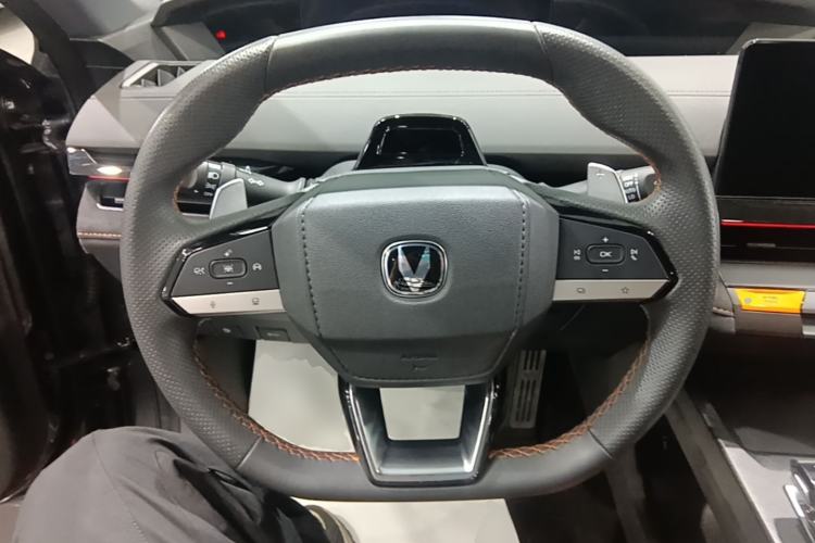 Used CHANGAN UNI-V 2024 1.5T Prestige Sport Edition Steering Wheel