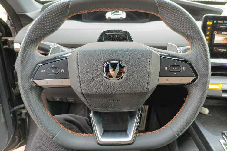 Used CHANGAN UNI-V 2024 1.5T Prestige Sport Edition Steering Wheel