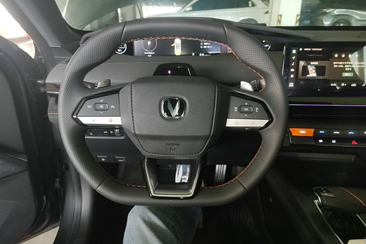 Used CHANGAN UNI-V 2024 1.5T Prestige Sport Edition Steering Wheel