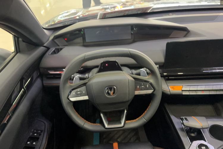 Used CHANGAN UNI-V 2024 1.5T Prestige Edition Steering Wheel