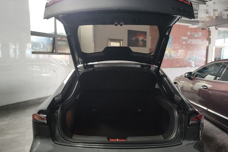 Used CHANGAN UNI-V 2024 1.5T Prestige Edition Trunk