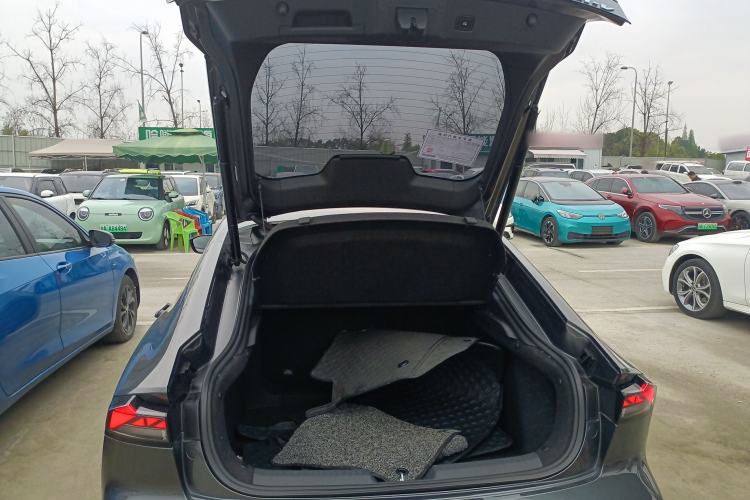 Used CHANGAN UNI-V 2024 1.5T Prestige Edition Trunk