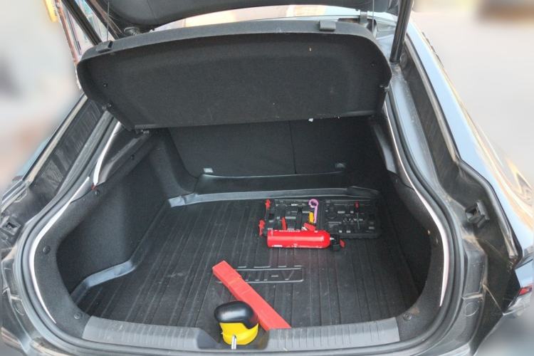 Used CHANGAN UNI-V 2024 1.5T Prestige Sport Edition Trunk