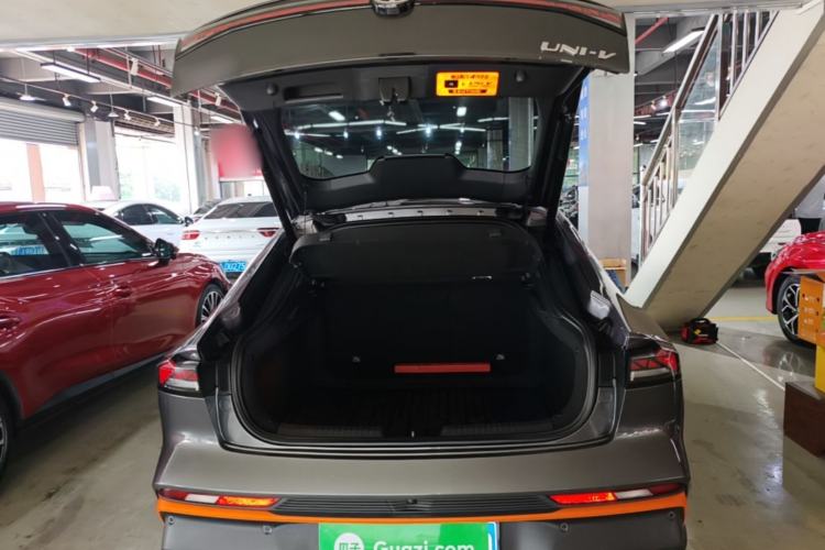 Used CHANGAN UNI-V 2024 1.5T Prestige Sport Edition Trunk